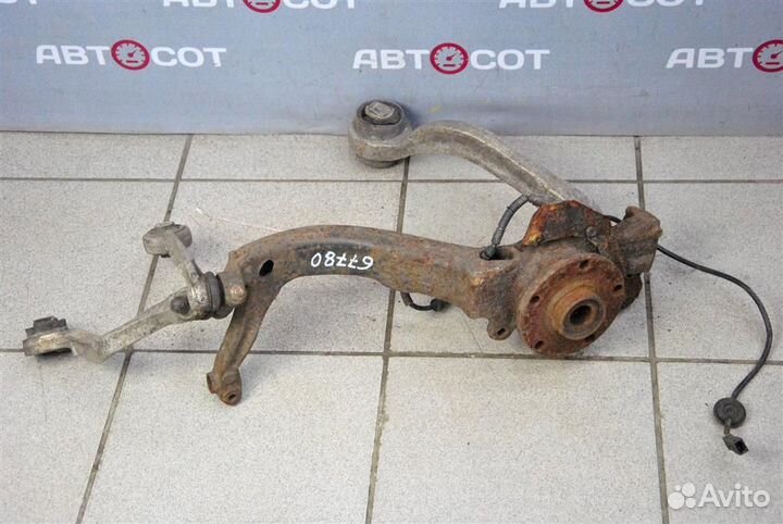 Кулак поворотный передний правый VW Passat B5+ (2