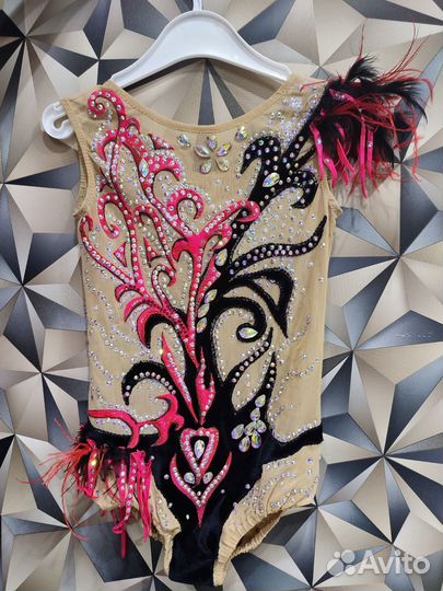 Аренда.Купальник для художественной гимнастики