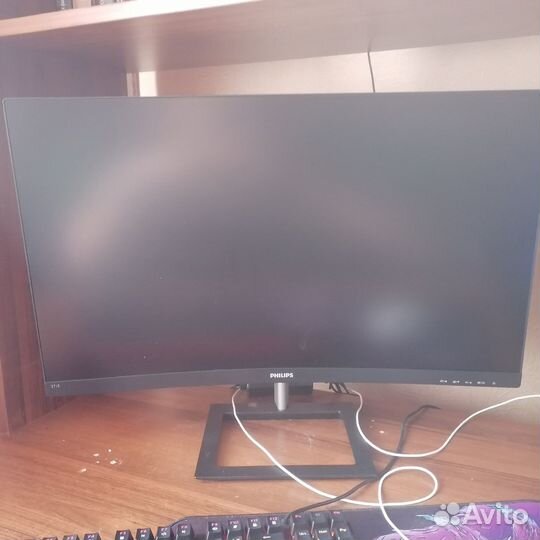 Монитор 75 герц изогнутый 27.5 дюйма