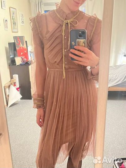 Платье Valentino 44