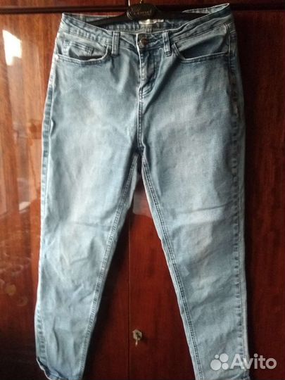 Джинсы