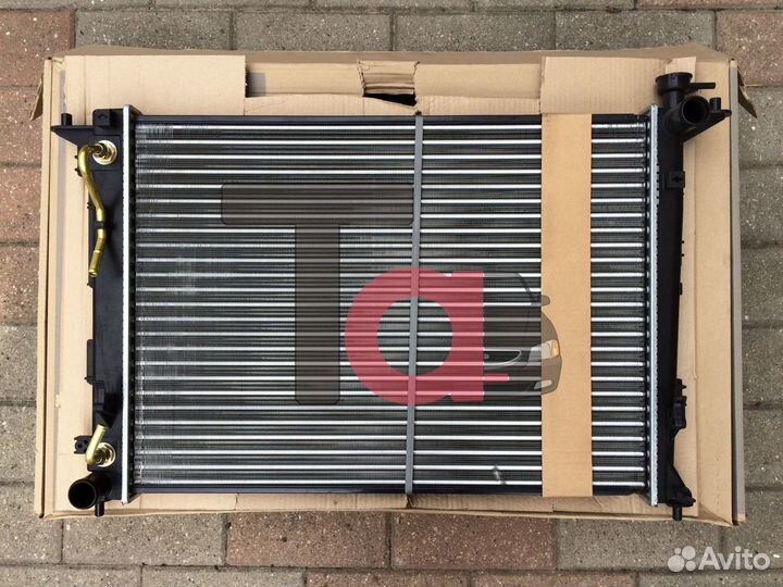 Радиатор Киа Спортаж и Хендай IX35