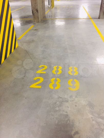 Машиноместо, 18 м²