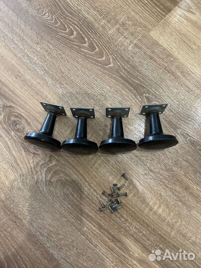 Ножки мебельные бу пластик