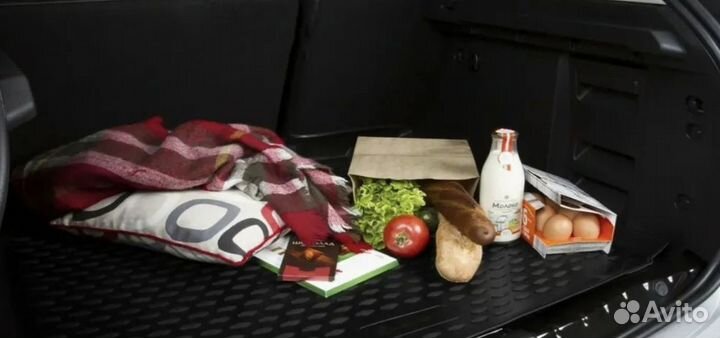 Коврик в багажник Renault Megane III HB 2009-2016 пластик