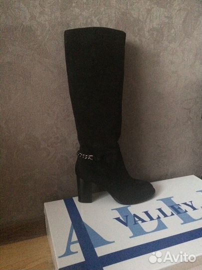 Сапоги замшевые