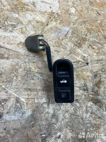 Кнопка открытия багажника hyundai sonata 5 nf