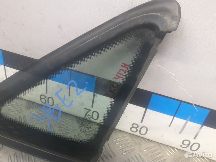 Б/У Стекло кузовное глухое правое VW;Volkswagen