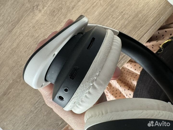 Беспроводные наушники