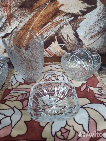 Хрустальная ваза