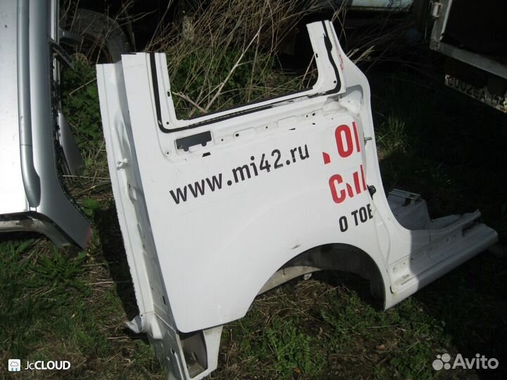 Крыло на citroen berlingo B9