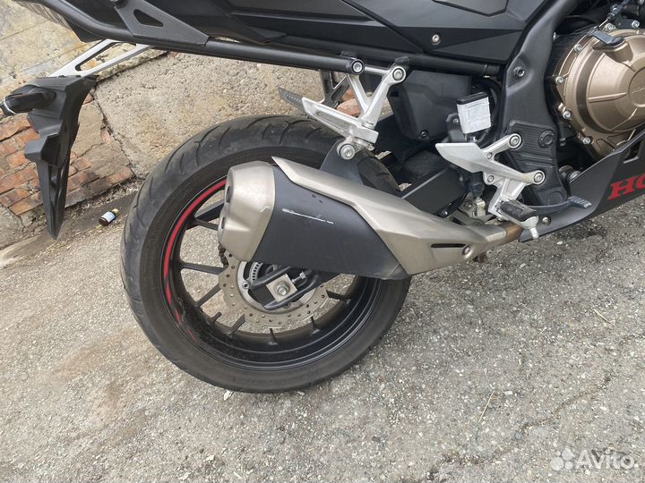 Мотоцыкл Honda CBR400 R ABS