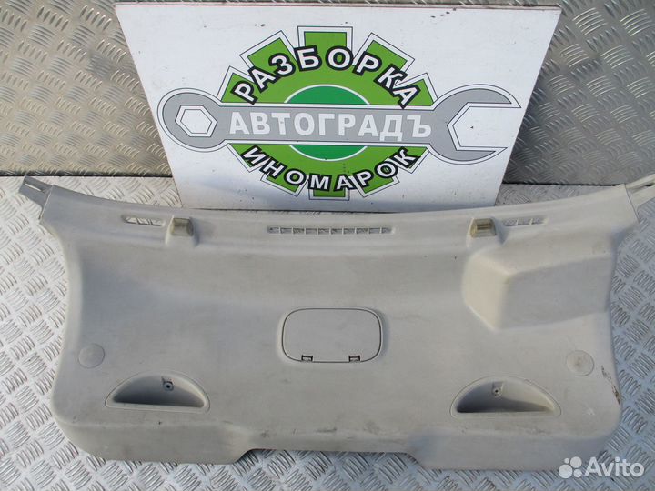 Обшивка двери багажника Renault Laguna 2 2006