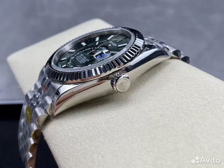 Rolex sky dweller