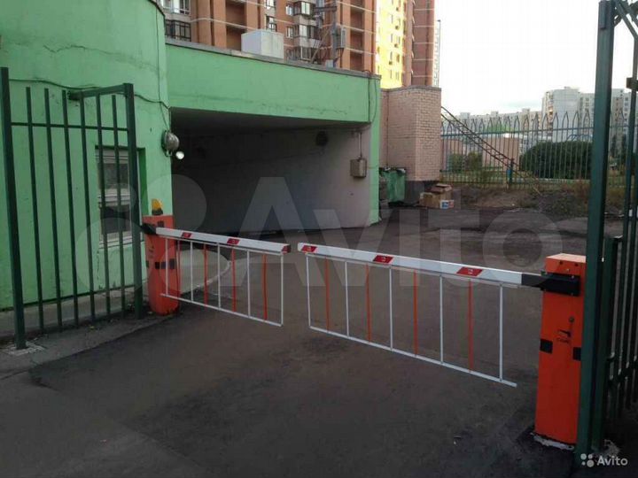 Машиноместо, 18 м²