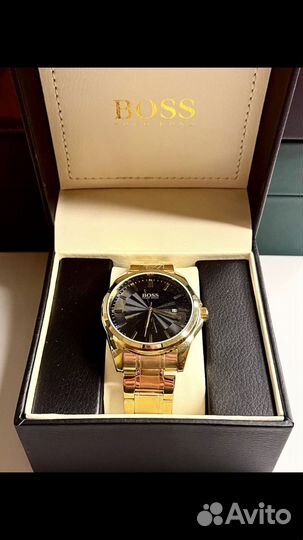 Механические часы с коробкой