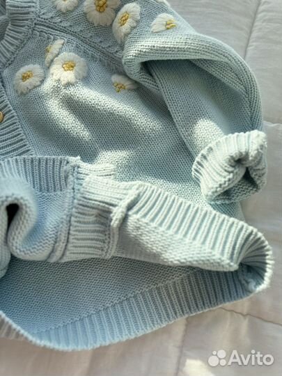 Кардиган для девочки новый