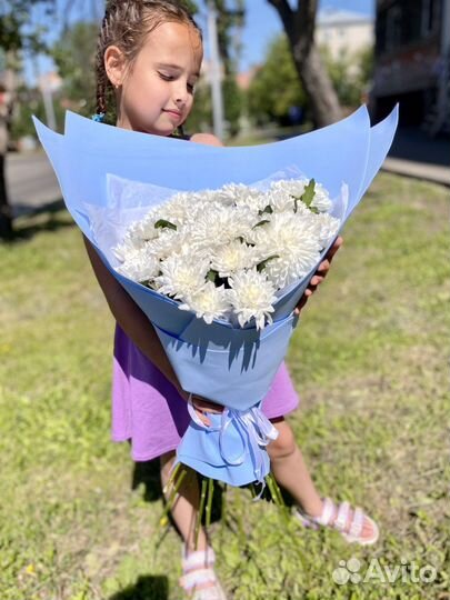 Букеты гиганты из кустовых хризантем