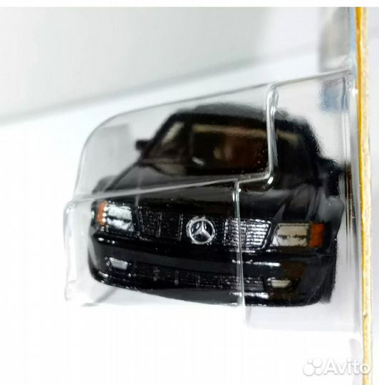 Hot wheels Mercedes-Benz 560 sec amg