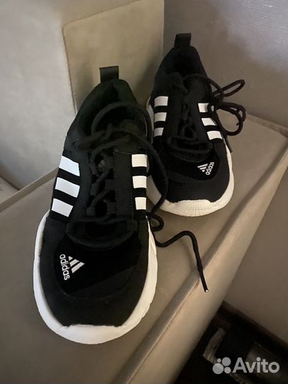 Кроссовки женские adidas