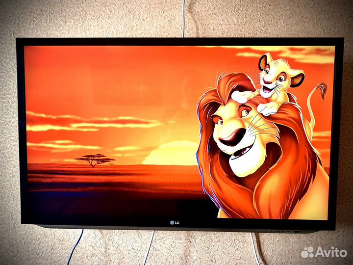 Телевизор LG 42 дюйма