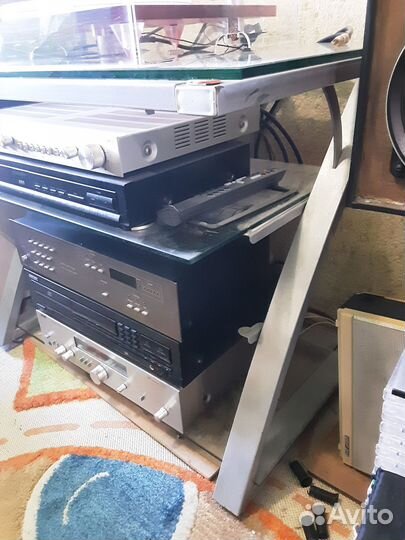 Стойка для аудио видео аппаратуры