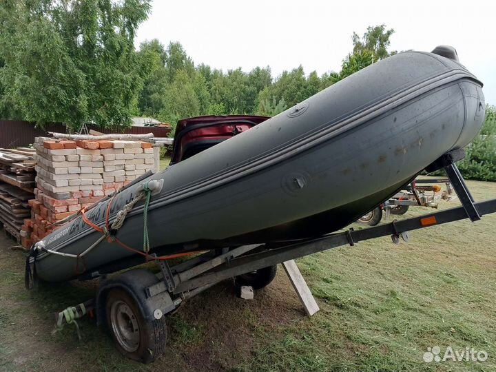 Лодка пвх с прицепом Гладиатор 430