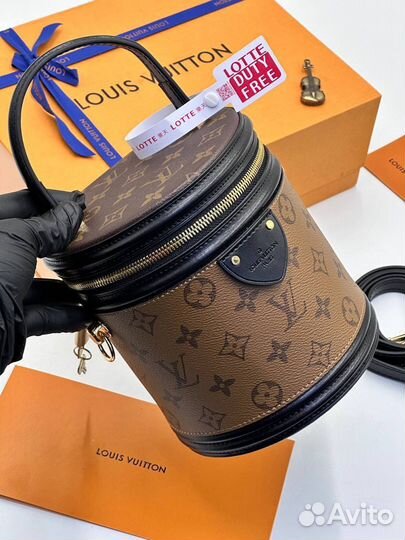 Сумка косметичка louis vuitton новая коллекция