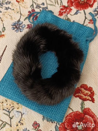 Резинка норковая для волос