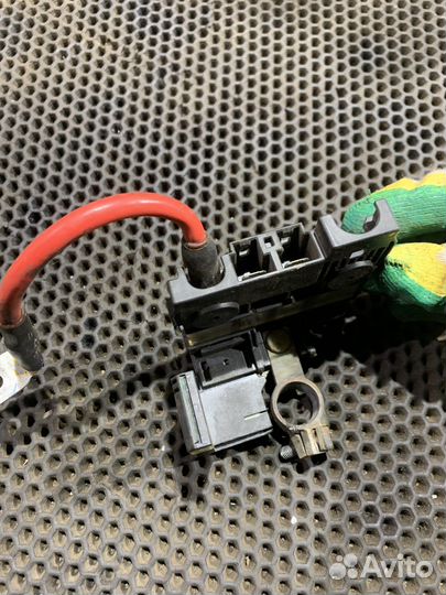 Клемма плюсовая Chevrolet Cobalt T250 Кобальт