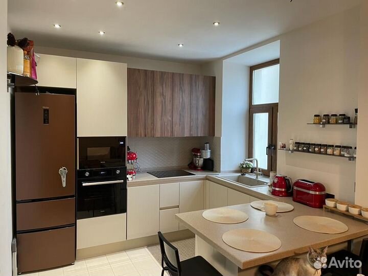 Кухня под потолок из мдф на заказ