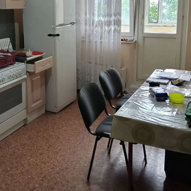 2-к. квартира, 60 м², 4/17 эт.