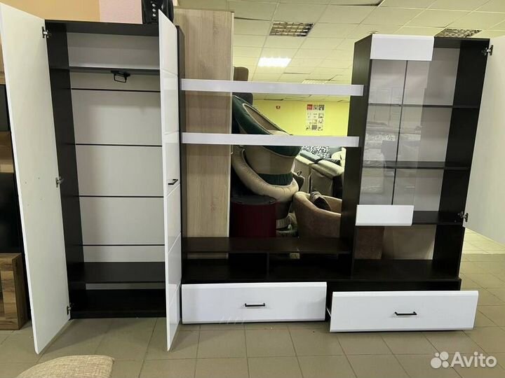 Стенка современная