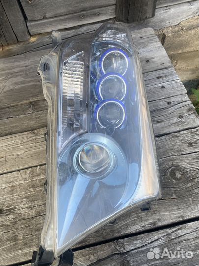 Фара toyota land cruiser 200