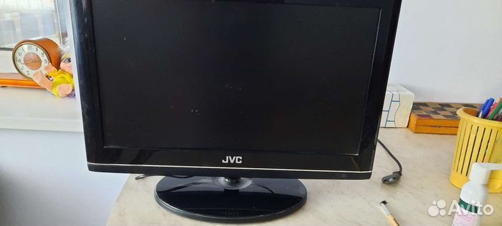 Телевизор JVC