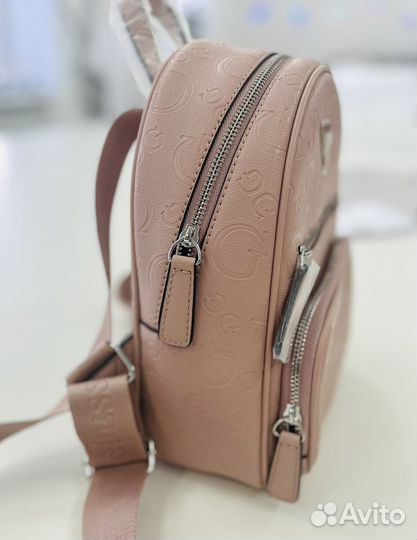 Рюкзак Guess