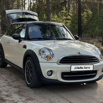 MINI Cooper 1.6 AT, 2010, 140 000 км, с пробегом, цена 950 000 руб.