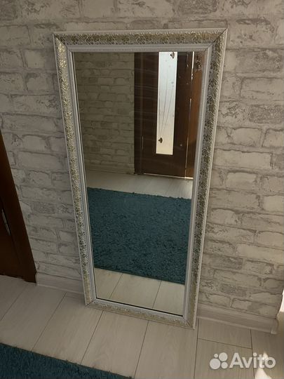 Зеркало настенное