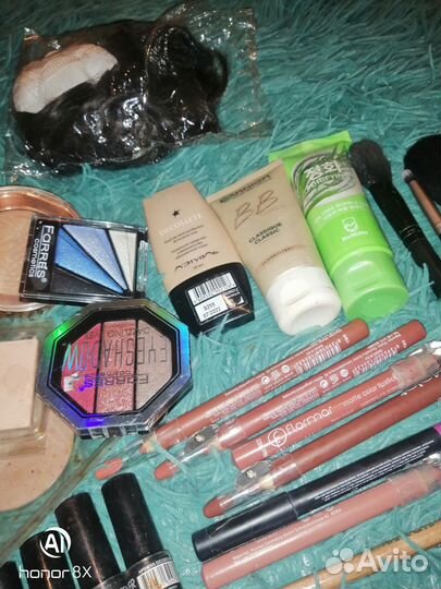 Набор косметики пакетом
