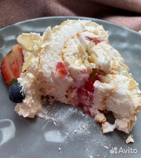 Меренговый рулет