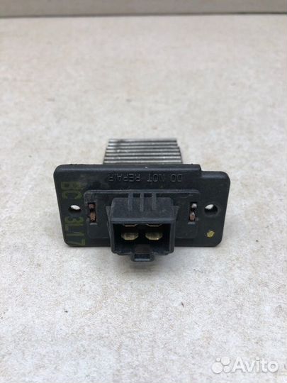 Резистор печки Kia Rio 1 1 универсал A5D бензин