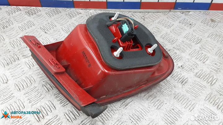 Фонарь задний правый Volkswagen Passat B6 2007