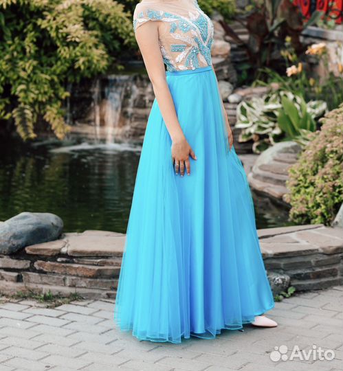 Выпуское платье