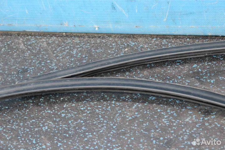 Уплотнитель лобового стекла Ravon Gentra (Равон Дж