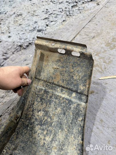 Крыло переднее правое бмв е30