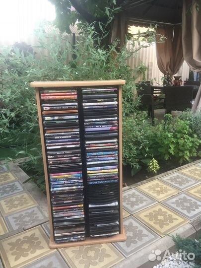 Подставка для дисков