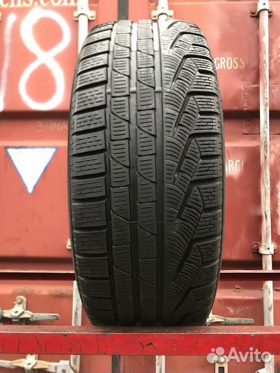 Pirelli Winter Sottozero II 235/55 R18