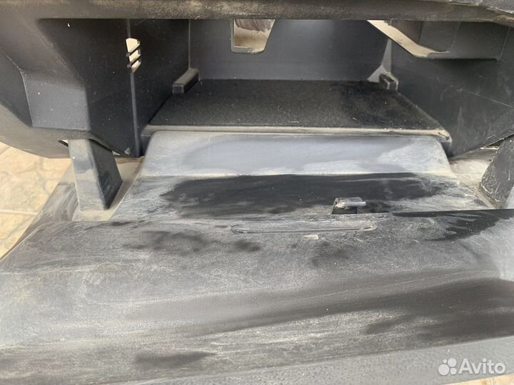 Форд фокус 3 бардачок оригинал