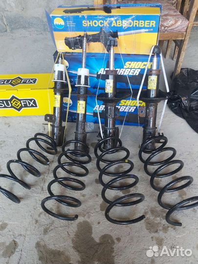 Амортизаторы пружины Шевроле Лачетти