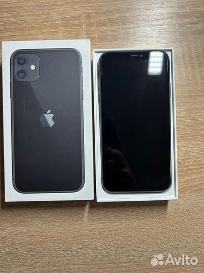 iPhone 11, 64 ГБ